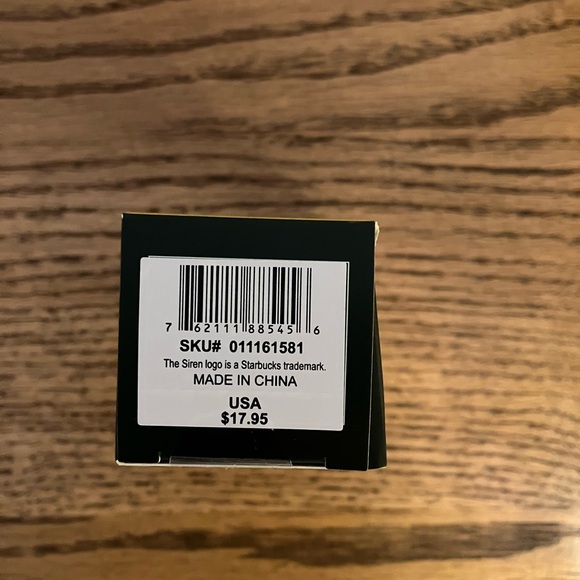 Wicked x Starbucks Cold Cup Key Chain - Picture 3 of 3